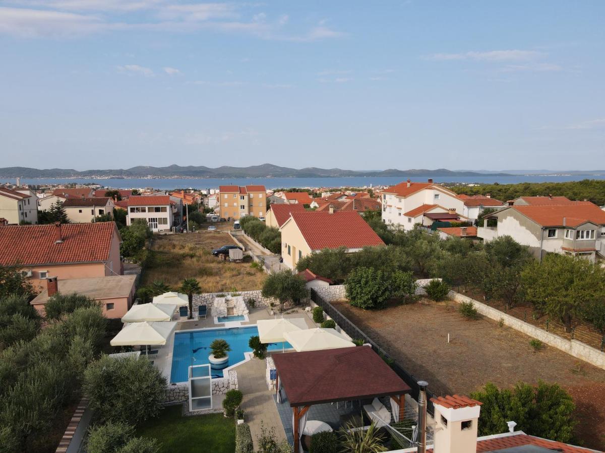 Villa Dalmatina Zadar Mit Pool Exteriör bild