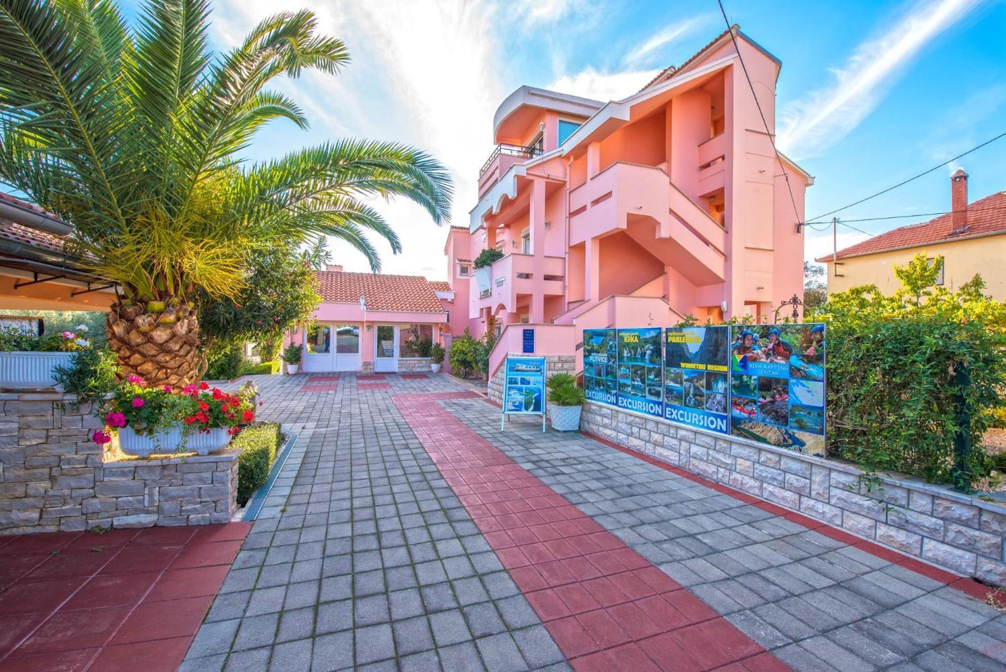 Villa Dalmatina Zadar Mit Pool Exteriör bild