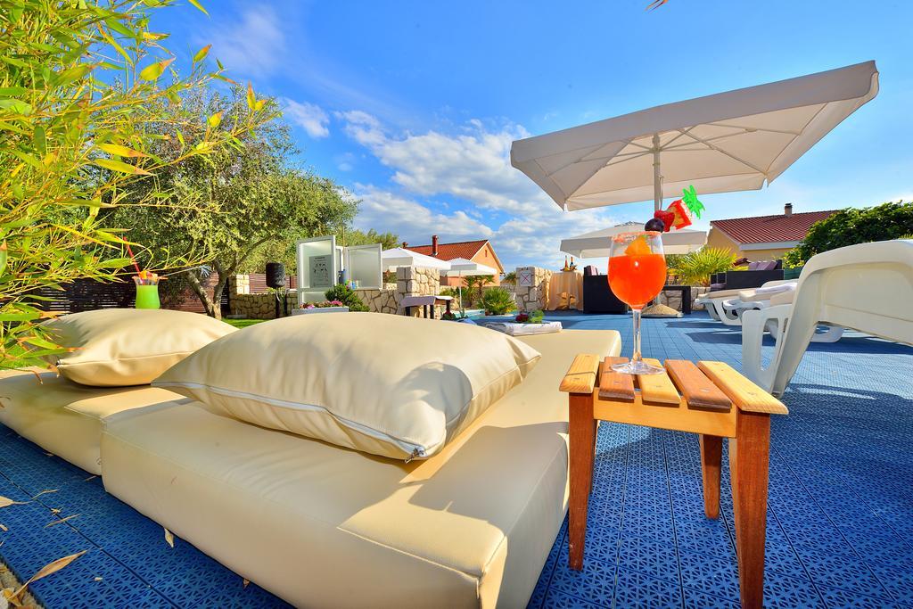 Villa Dalmatina Zadar Mit Pool Exteriör bild