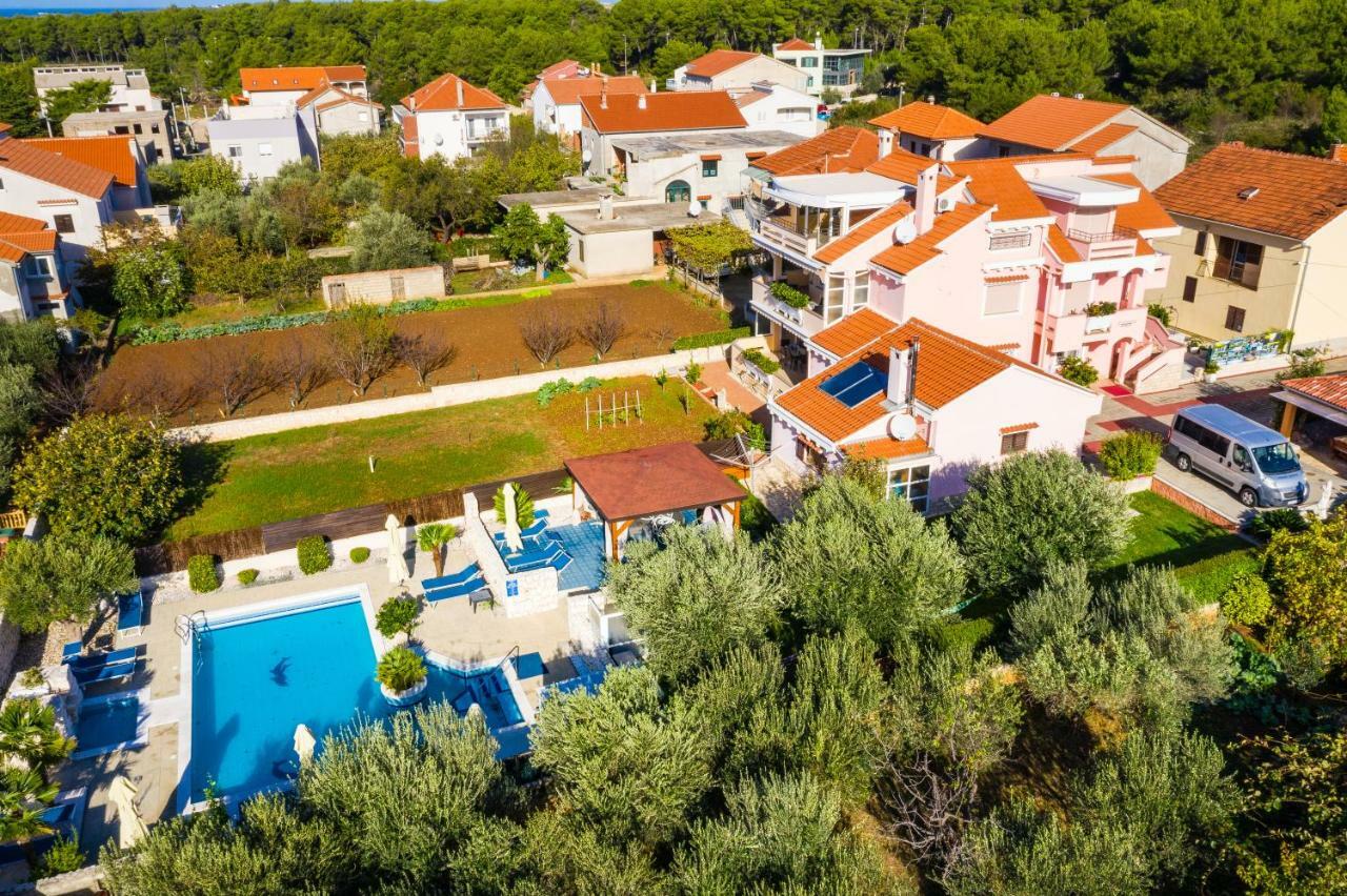 Villa Dalmatina Zadar Mit Pool Exteriör bild