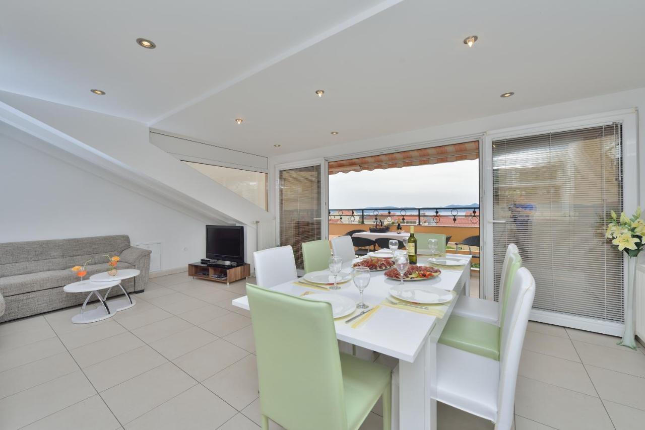 Villa Dalmatina Zadar Mit Pool Exteriör bild